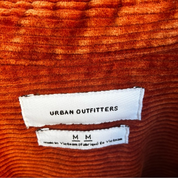 Urban Outfitters Men's Shacket Corduroy Shirt Orange Sz M Cabincore Camping Wear - Picture 2 of 8